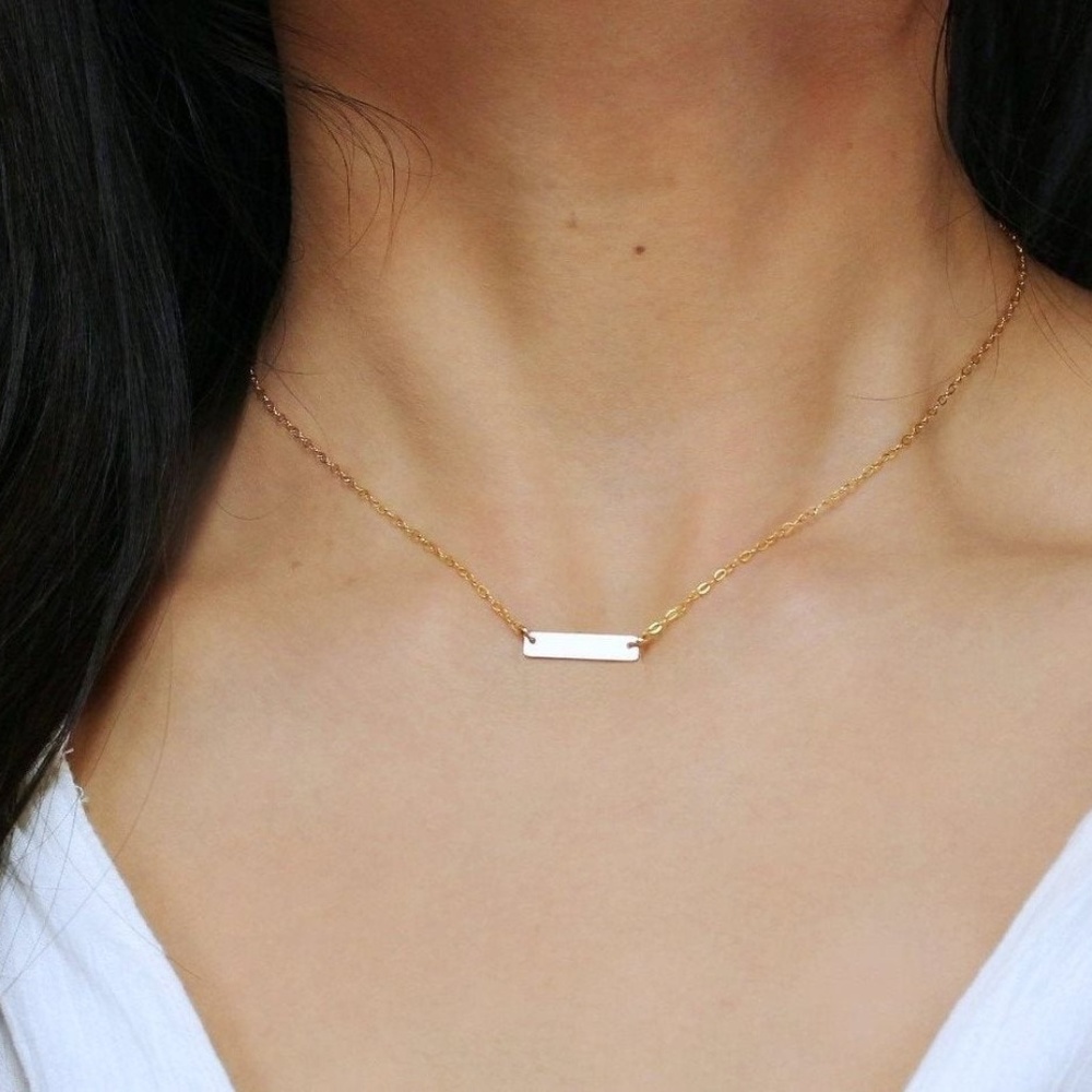Kim K Minimalist Gold Bar Chic Simple Necklace - Picture 4 of 7